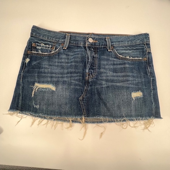 Levi's 501 Button Fly Cut Off Distressed Denim Jean Mini Skirt Size 28 Women's - Picture 1 of 8